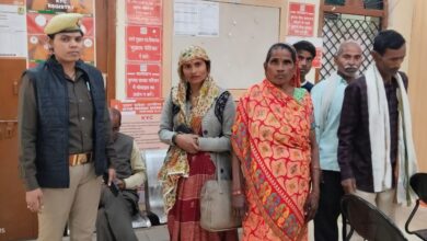 Photo of मिशन शक्ति 5.0: कानपुर देहात पुलिस ने बाजारों और सार्वजनिक स्थानों पर चलाया महिला सुरक्षा और सशक्तिकरण अभियान