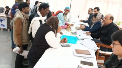 Photo of भोगनीपुर में उपजिलाधिकारी देवेंद्र सिंह की अध्यक्षता में तीन शिकायतों का निस्तारण,शेष के लिए टीम गठित