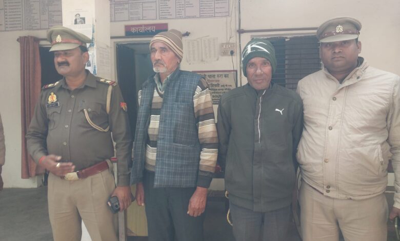 पुलिस की बड़ी कामयाबी: 40 साल से फरार चल रहा 70 वर्षीय शातिर अपराधी गिरफ्तार 1 photo 9 1 3