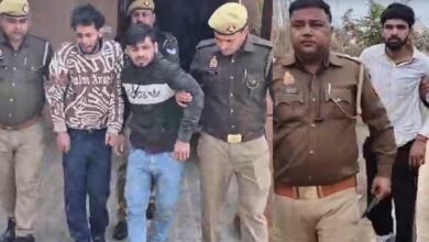 Photo of पुलिस की चपेट में आए चैन स्नैचर, 24 घंटे में अकबरपुर पुलिस ने किया खुलासा, सरगना घायल