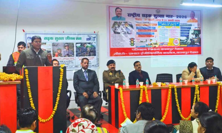 वित्त एवं लेखाधिकारी से मिले शिक्षक आयकर कटौती और लंबित देयकों पर हुई चर्चा 9