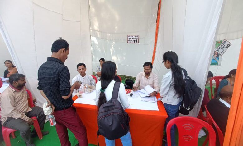 कानपुर नगर के रोजगार मेले में 1143 युवाओं की चमकी किस्मत 1 Kanpur city rojgar samachar