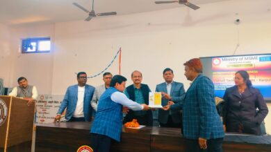 Photo of पुखरायां के रामस्वरूप ग्राम उद्योग कॉलेज में एमएसएमई की कार्यशाला, युवाओं को सिखाए उद्यमिता के गुर