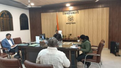 कानपुर देहात: जिलाधिकारी कपिल सिंह ने कलेक्ट्रेट में की जनसुनवाई 10 Photo of कानपुर देहात: जिलाधिकारी कपिल सिंह ने कलेक्ट्रेट में की जनसुनवाई