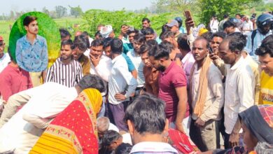 Photo of कानपुर देहात: तीन बाइकों की भीषण भिड़ंत में दो युवकों की मौत, होली की खुशियां मातम में बदलीं