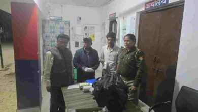 Photo of कानपुर देहात: त्योहारी सीजन में मिलावटखोरों पर बड़ी कार्रवाई, 82 किलो मिलावटी मिठाई पकड़कर मौके पर कराई नष्ट