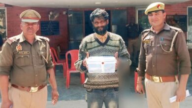 Photo of कानपुर देहात: पुलिस ने एक शातिर हिस्ट्रीशीटर को अवैध असलाह-कारतूस के साथ दबोचा