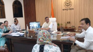 कानपुर देहात: डीएम कपिल सिंह ने कलेक्ट्रेट में की जनसुनवाई, दिये आवश्यक निर्देश 3 Photo of कानपुर देहात: डीएम कपिल सिंह ने कलेक्ट्रेट में की जनसुनवाई, दिये आवश्यक निर्देश