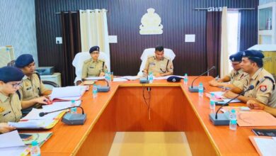 Photo of कानपुर देहात: पुलिस उपमहानिरीक्षक ने अपराध गोष्ठी में कसी कमर, कानून व्यवस्था की समीक्षा कर दिए कड़े निर्देश