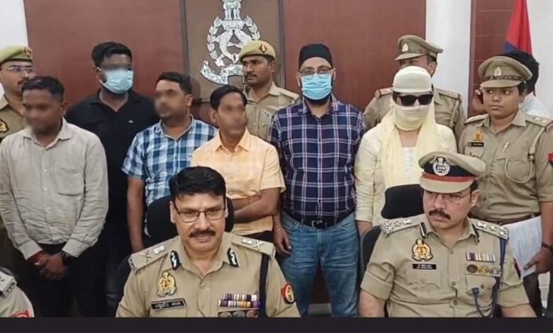 कानपुर में किडनी ट्रांसप्लांट रैकेट का महाखुलासा: 4 अस्पताल संचालकों समेत 6 गिरफ्तार 1 किडनी ट्रांसप्लांट रैकेट का पर्दाफाश