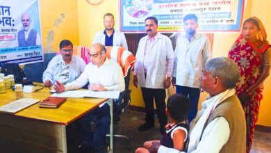 Photo of कानपुर देहात: जन आरोग्य मेले में 222 मरीजों को मिला सफल उपचार,दिए गए बीमारी से बचाव के टिप्स