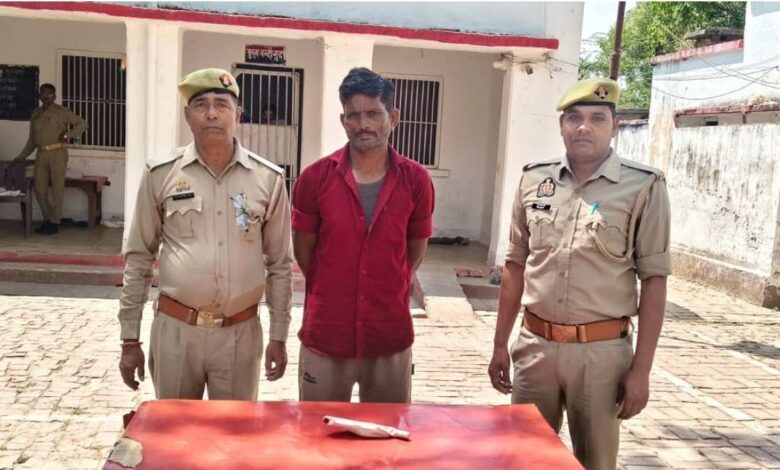 अवैध असलहे के साथ पकड़ा गया शातिर अपराधी