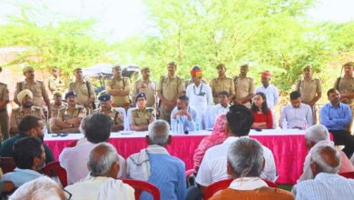 Photo of कानपुर देहात: संगसियापुर में जिलाधिकारी और पुलिस अधीक्षक ने संभाली कमान शांति समिति की बैठक में सौहार्द बनाए रखने की अपील