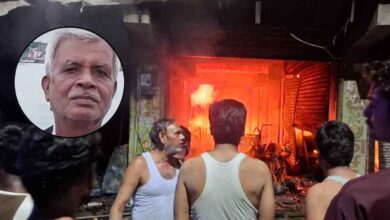 Photo of कानपुर: घाटमपुर मे शार्ट सर्किट से लगी आग से मकान और छह दुकानें राख- एक वृद्ध की मौत, पांच लोग झुलसे