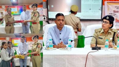 Photo of कानपुर देहात: बहादुर महिलाओं और उत्कृष्ट कार्य करने वाले पुलिसकर्मियों का हुआ सम्मान