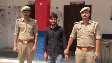 Photo of कानपुर देहात- मूसानगर पुलिस का बड़ा एक्शन: शातिर चोर गिरफ्तार, चोरी की नकदी बरामद