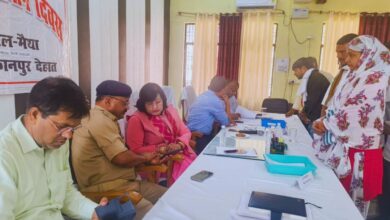 Photo of मंत्री के कड़े तेवर: कानपुर देहात की मैथा तहसील में जनसुनवाई के दौरान लापरवाह अफसरों को फटकार