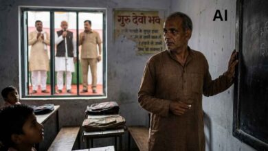 Photo of मंच मिल जाए तो अंगूठा टेक भी ज्ञानी बन जाते हैं