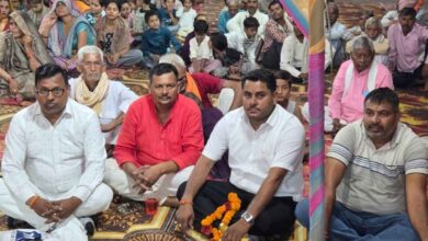 Photo of कानपुर देहात: अनन्तापुर में माखन चोरी,गोवर्धन पर्वत की कथा सुन श्रोता हुए भावविभोर
