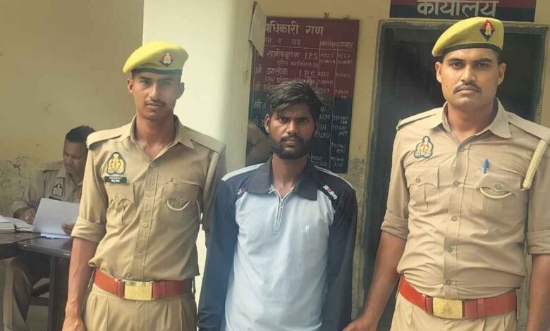 शिवली पुलिस द्वारा गिरफ्तार किया गया छेड़छाड़ का आरोपी ब्रजेश।