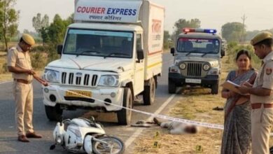 Photo of रफ्तार का कहर: कानपुर देहात में कोरियर पिकअप ने बिक्की सवार को कुचला, दर्दनाक मौत