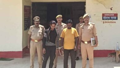 Photo of कानपुर देहात: देवराहट पुलिस के हत्थे चढ़े गांजा तस्कर, 48 किलो से ज्यादा अवैध गांजा और 32 लाख का कंटेनर बरामद
