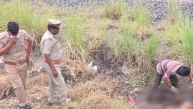 Photo of कानपुर देहात: झींझक में रेलवे ट्रैक किनारे मिला युवक का शव,नहीं हो सकी पहचान