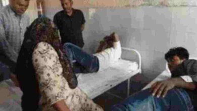 Photo of रसूलाबाद में ट्रक को ओवरटेक करते समय तेज रप्तार ऑटो पलटा,पांच घायल