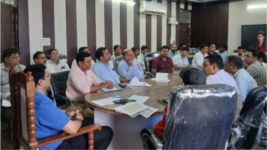Photo of एक जुलाई से शुरू हो रहे स्कूल चलो अभियान को लेकर बीएसए ने की बैठक