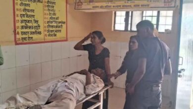 Photo of कानपुर देहात: मंगलपुर में बाइक और साइकिल की भिड़ंत में मासूम बच्ची समेत तीन घायल