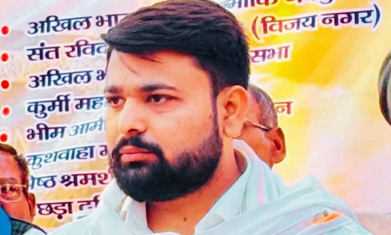 एनएसयूआई के नवनियुक्त उत्तर प्रदेश उपाध्यक्ष सौरभ सौजन्य की संगठनात्मक बैठक के दौरान की फाइल फोटो।