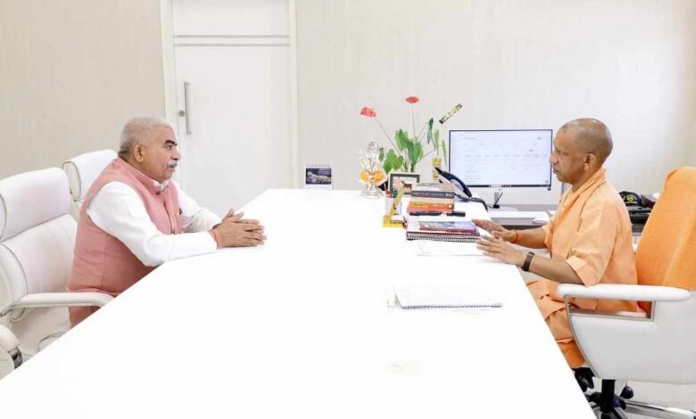 सीएम योगी से राकेश सचान ने की मुलाकात