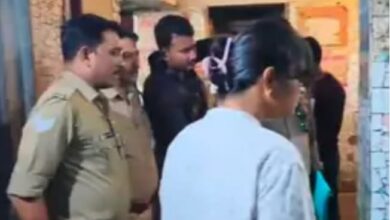 Photo of झींझक में स्वीट हाउस में बिक रही थी अवैध देशी शराब