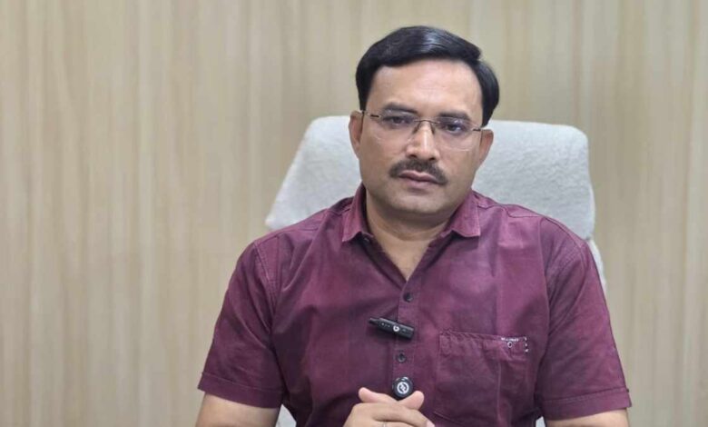 कानपुर देहात में परिषदीय शिक्षकों के एसबीआई वेतन पैकेज खाते के लिए विशेष कैंप