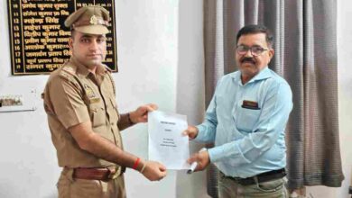 Photo of फर्जी बैंक कर्मचारी बन ठगे गए ₹26,000 साइबर हेल्प डेस्क ने कराए वापस