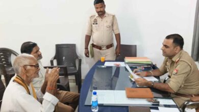 Photo of कानपुर देहात: गजनेर में थाना प्रभारी सनत कुमार ने की जनसुनवाई,दिए सख्त निर्देश