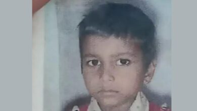 Photo of कानपुर देहात: रसूलाबाद में सर्पदंश से किशोर की मौत, परिजनों ने पोस्टमार्टम और सरकारी सहायता राशि लेने से किया इनकार