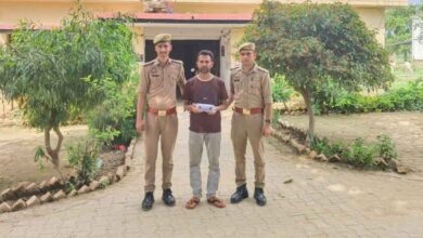Photo of कानपुर देहात: सट्टे की खाईबाड़ी करने वाला शातिर आरोपी गिरफ्तार, एंड्रॉयड मोबाइल, सट्टा पर्ची और नकदी बरामद
