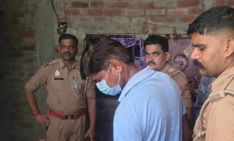 Youth Hanging Body Found In Raniya Fatehpur Roshnai Kanpur Dehat