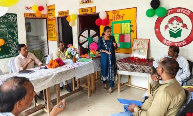 कानपुर देहात: अकबरपुर के यूपीएस पतारी में न्याय पंचायत स्तरीय मासिक संकुल बैठक संपन्न, निपुण भारत मिशन और शिक्षण रणनीतियों पर मंथन 1 कानपुर देहात के यूपीएस पतारी में आयोजित मासिक संकुल बैठक