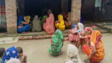 Photo of कानपुर देहात: गजनेर में ट्रक चालक ने संदिग्ध परिस्थितियों में की आत्महत्या,परिजनों में मचा कोहराम