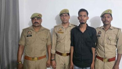 Photo of कानपुर देहात: रसूलपुर गोगूमऊ में बेवा के घर चोरी का 36 घंटे में खुलासा, देवर ही निकला मास्टरमाइंड; जेवरात संग गिरफ्तार