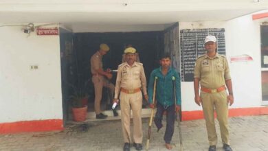 कानपुर देहात में नाबालिग लड़की को बहला-फुसलाकर ले जाने वाला आरोपी गिरफ्तार, मंगलपुर पुलिस ने किशोरी को सकुशल बरामद किया 9 Photo of कानपुर देहात में नाबालिग लड़की को बहला-फुसलाकर ले जाने वाला आरोपी गिरफ्तार, मंगलपुर पुलिस ने किशोरी को सकुशल बरामद किया