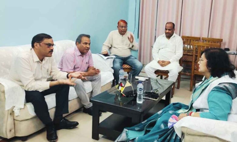 kanpur dehat electricity review meeting सर्किट हाउस माती