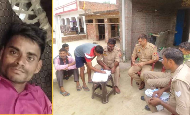रनियां में किसान की आत्महत्या के बाद जांच करती पुलिस