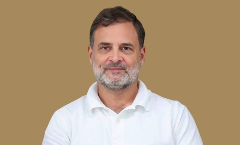 नई दिल्ली में कार्यक्रम को संबोधित करते हुए विपक्ष के नेता राहुल गांधी