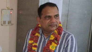 Photo of शिक्षकों के बैंक खातों का डेटा जल्द हो अपलोड, लापरवाही बर्दाश्त नहीं: वित्त एवं लेखाधिकारी हरिकेश बहादुर