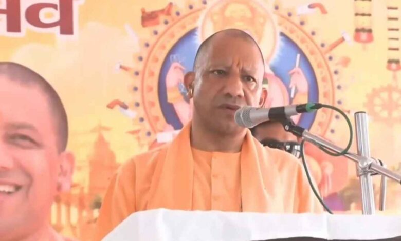 gorakhpur vishwakarma puja cm yogi