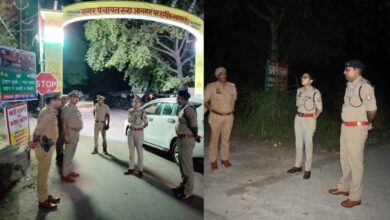 Photo of कानपुर देहात में पुलिस अधीक्षक ने किया संदलपुर चौकी का औचक निरीक्षण