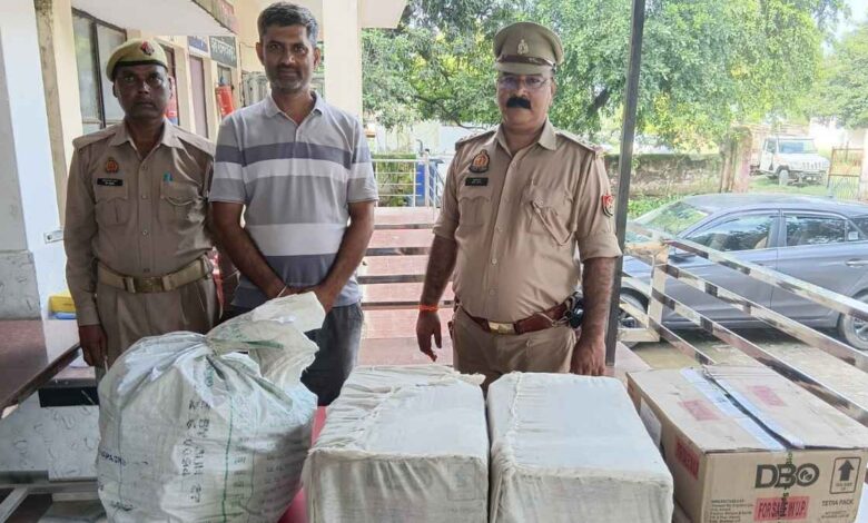 Kanpur Dehat Police Liquor Raid recovery and accused arrest in Gajner.
